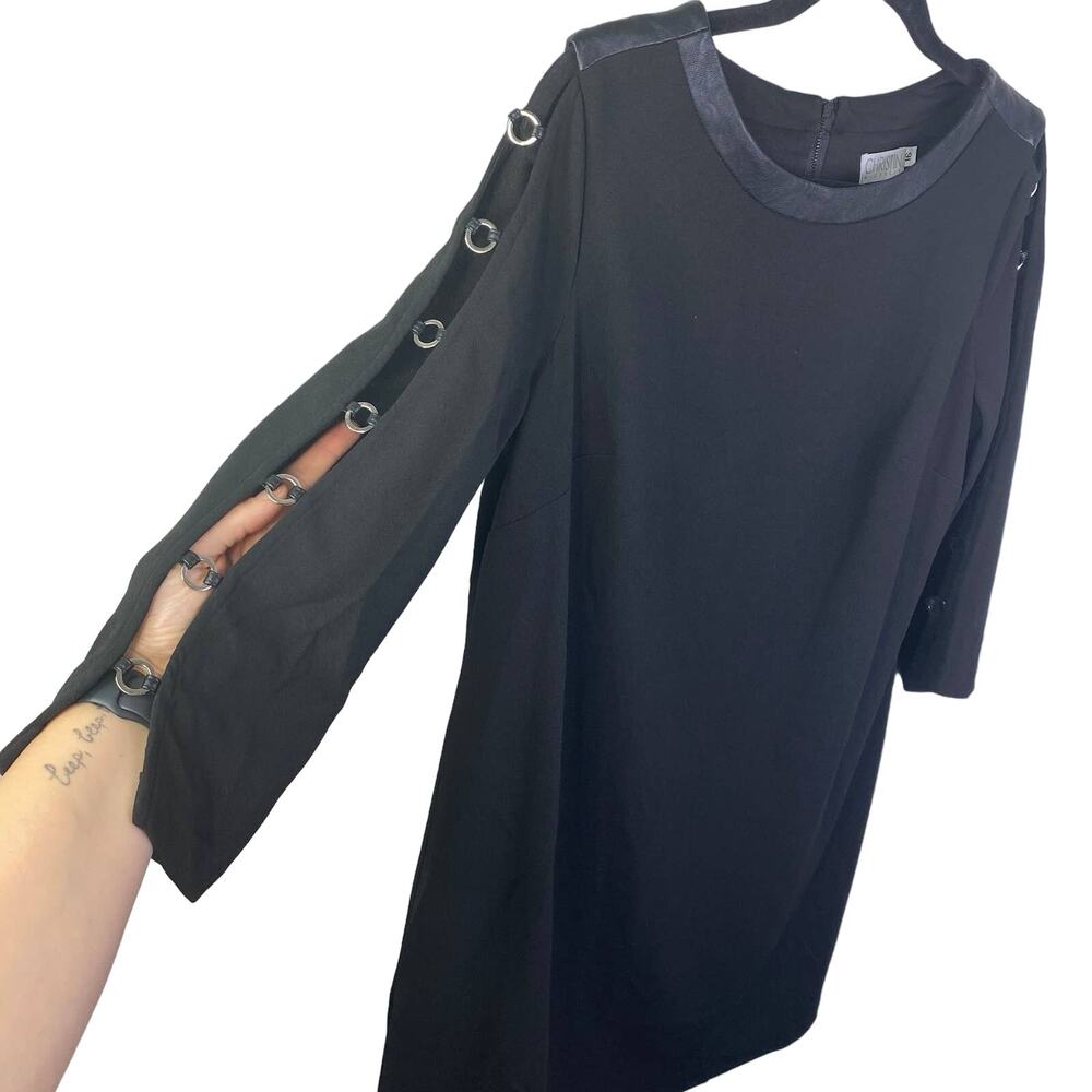 Christin Michaels black dress w/open sleeve accent
